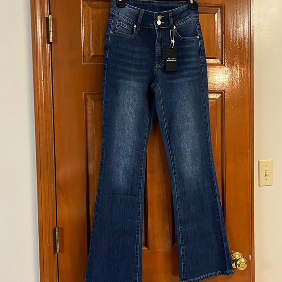 NVFelix Denim - NVFelix size medium jeans